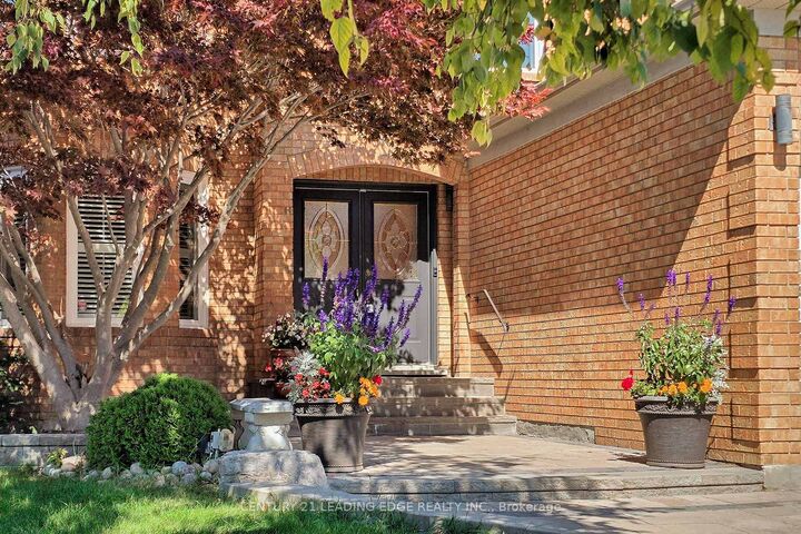 Property Photo:  10 Macrill Road  ON L6C 1S2