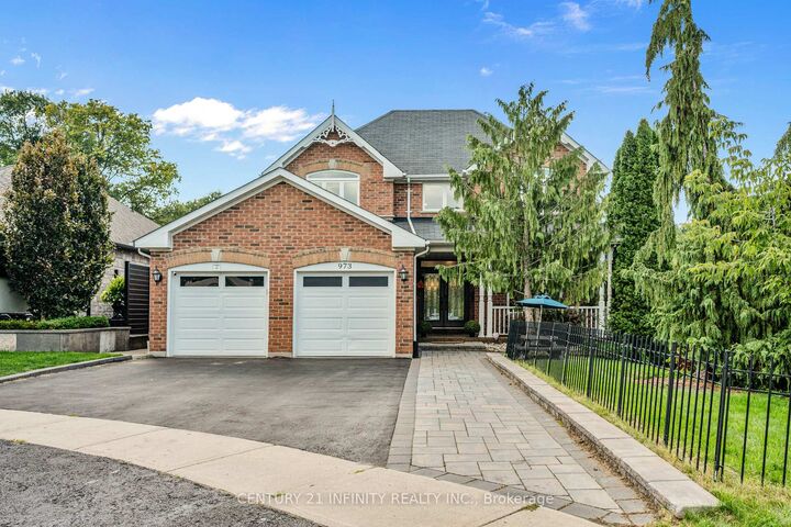 Photo de la propriété:  973 Mountview Court  ON L1K 2M1 