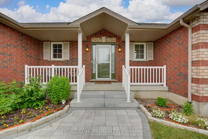 Property Photo: 16 O'Neill Circle ON L2L 2K0