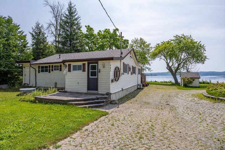 Property Photo:  665 North Shore Drive E  ON P7B 6B3
