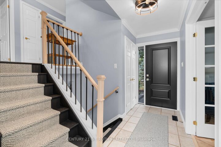Property Photo:  50 Belcourt Avenue  ON L4M 4E4 