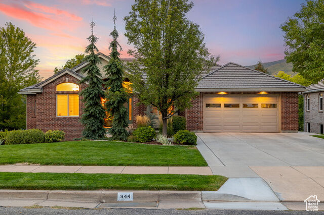 Property Photo:  944 Ben Lomond Ave  UT 84403 
