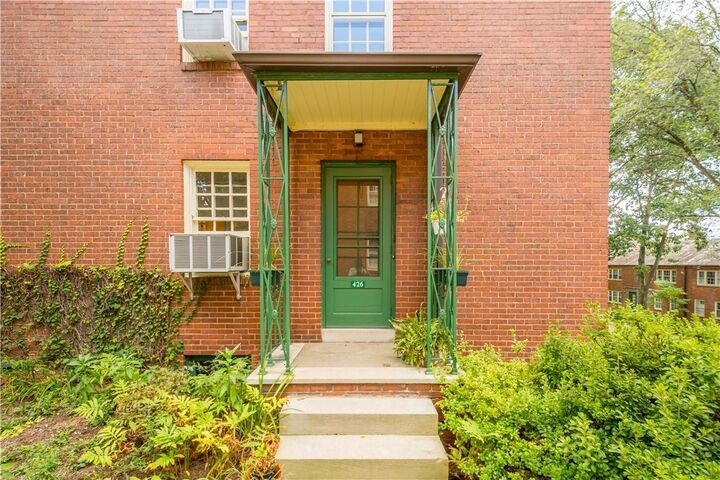 Property Photo:  426 Sulgrave Road  PA 15211 