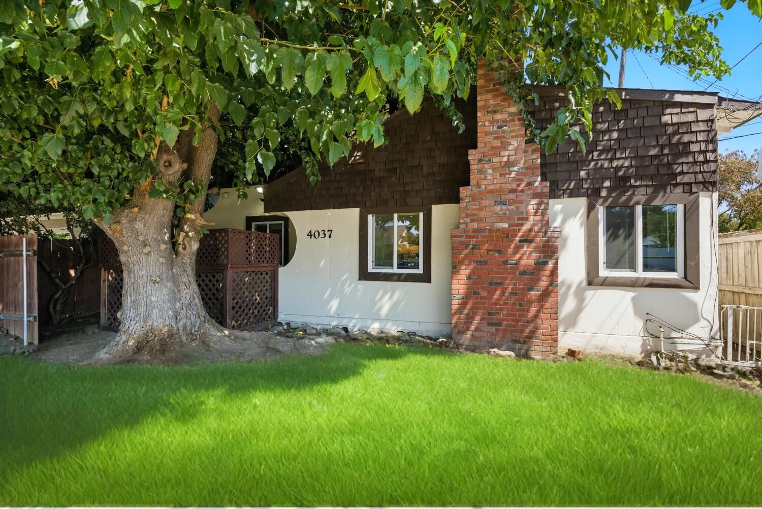 Property Photo:  4037 42nd Street  CA 95820 