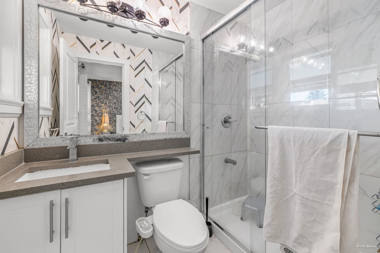 Property Photo: 2521 Wilding Crescent BC V2Y 1C8