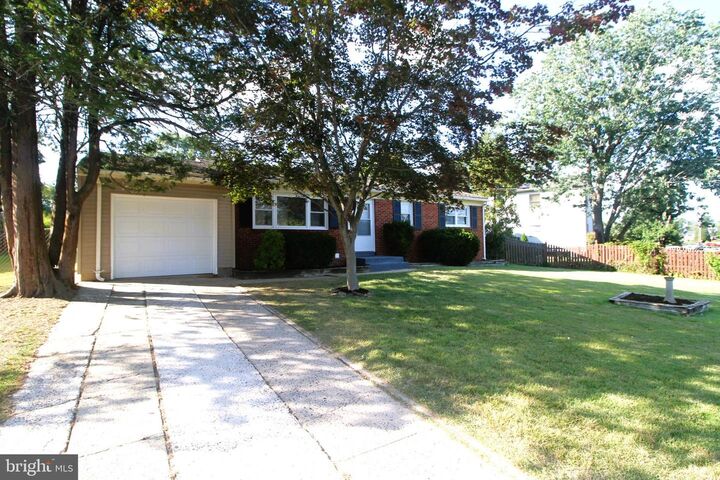 Property Photo:  5 Sandy La  NJ 08609 