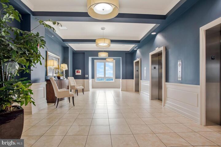 Property Photo:  1915 Towne Centre Boulevard 1001  MD 21401 