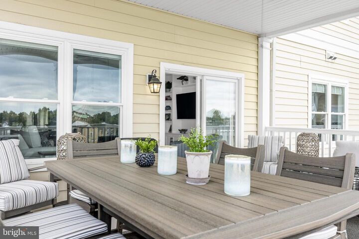 Property Photo: 301 Muir Street 303 MD 21613