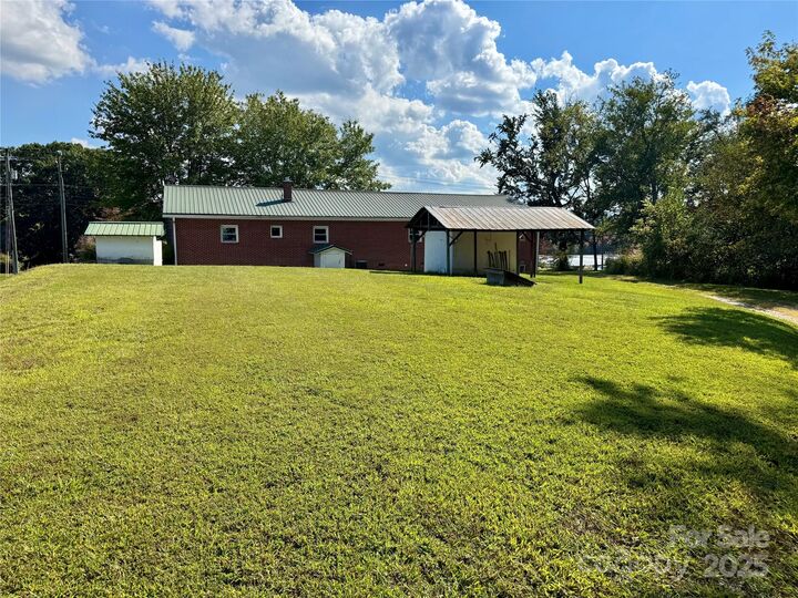Property Photo: 22 Madrid Lane NC 28792