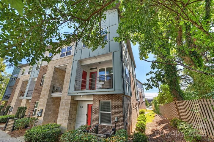 Property Photo:  1615 Chatham Avenue  NC 28205 