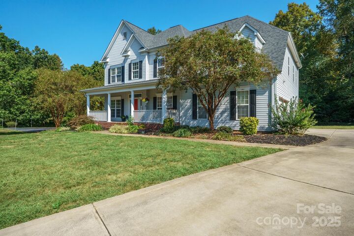 Property Photo:  10803 McCamie Hill Place  NC 28025 