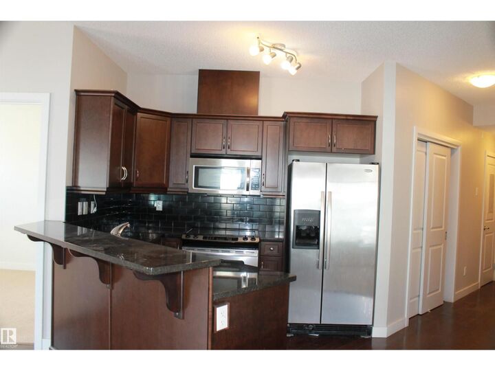 Photo de la propriété: #103 7907 109 St NW AB T6G 1C7