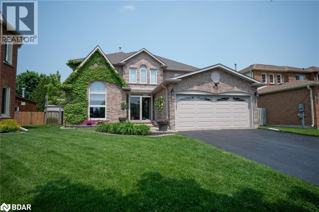 Photo de la propriété:  10 Gordon Court  ON L4N 7A4 