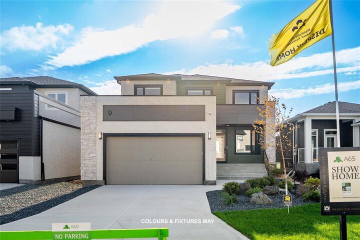 Property Photo: 190 Woodland Way MB R4A 0E7