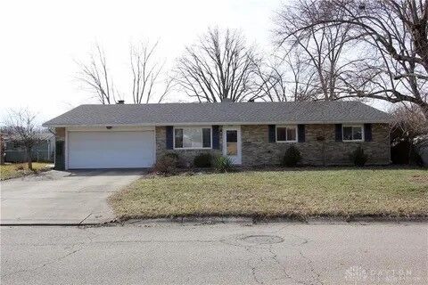 6029 Imperial Hills Drive  Dayton OH 45414 photo