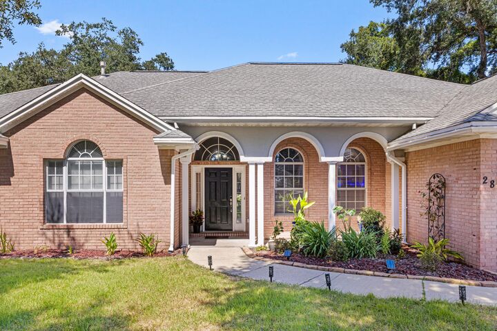 Property Photo: 2809 Lee Trevino Court FL 32579