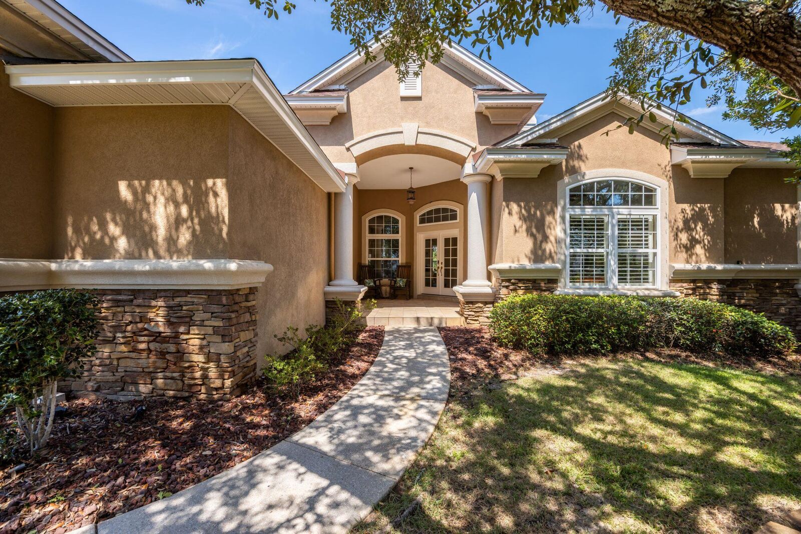 Property Photo: 4630 Soundside Drive FL 32563
