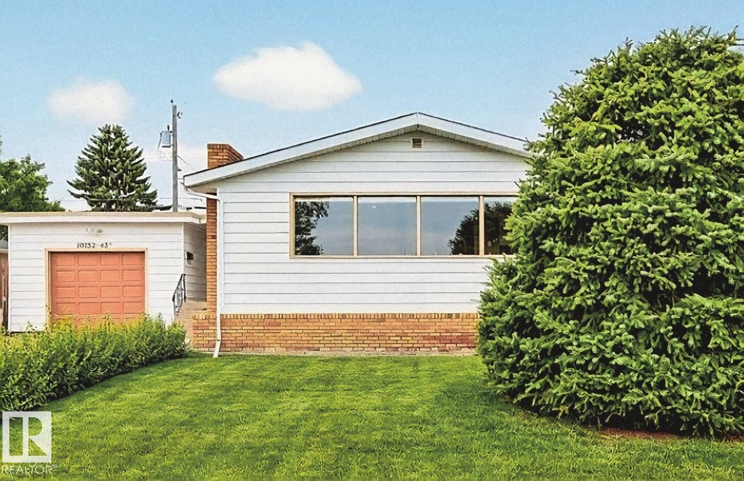 Property Photo:  10752 43 Street NW  AB T6A 1V4 