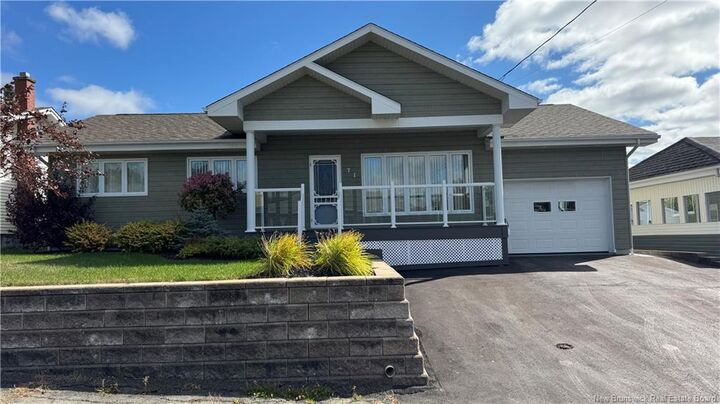 71 48E Avenue  Edmundston NB E3V 3E1 photo