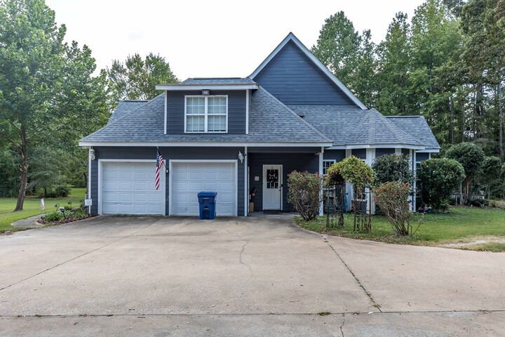 Property Photo:  583 Lee Road 0250  AL 36874