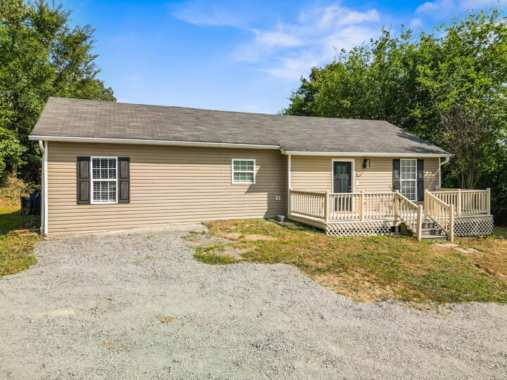 Property Photo: 2645 Dalton Pike SE TN 37323