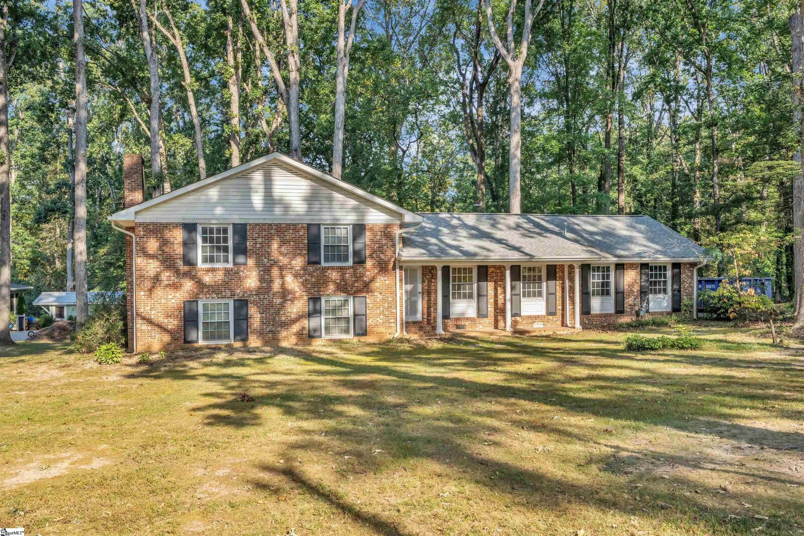 Property Photo: 216 Dellrose Circle SC 29687