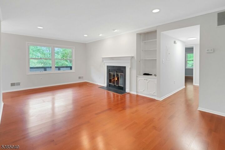 Property Photo:  21 Heritage Dr G  NJ 07928 