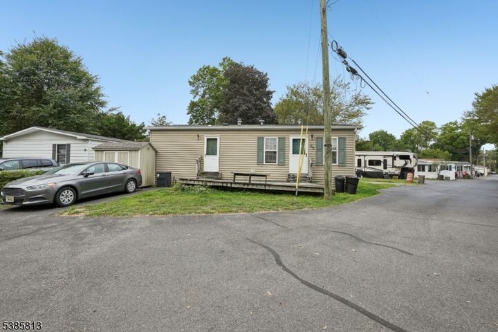 600 Pulis Ave 83  Mahwah Twp. NJ 07430 photo