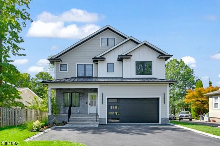 94 E Cedar St  Livingston Twp. NJ 07039 photo