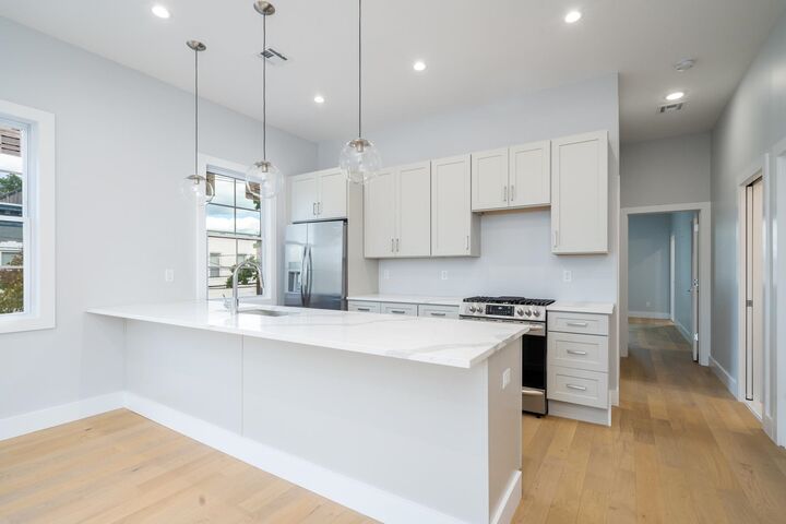 Property Photo:  182 Hancock Ave 2  NJ 07307 
