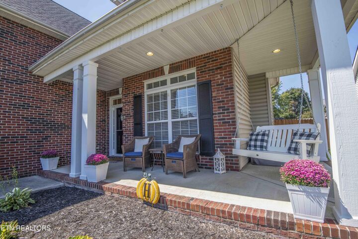 Property Photo: 7513 Ashton Pointe Lane TN 37931