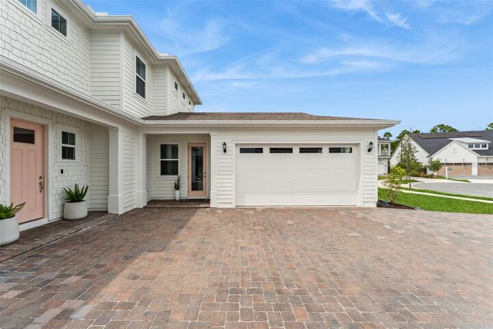 Property Photo: 3130 Vanguard Court FL 34771