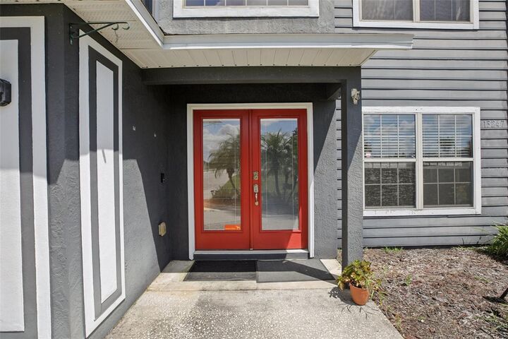 Property Photo:  13247 Casa Verde Circle  FL 34705 