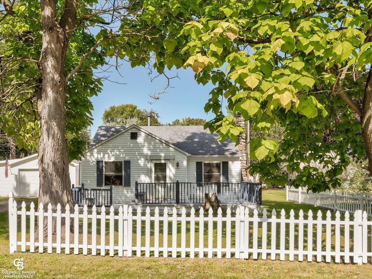 Property Photo:  7205 Dogwood Avenue  MI 48450 