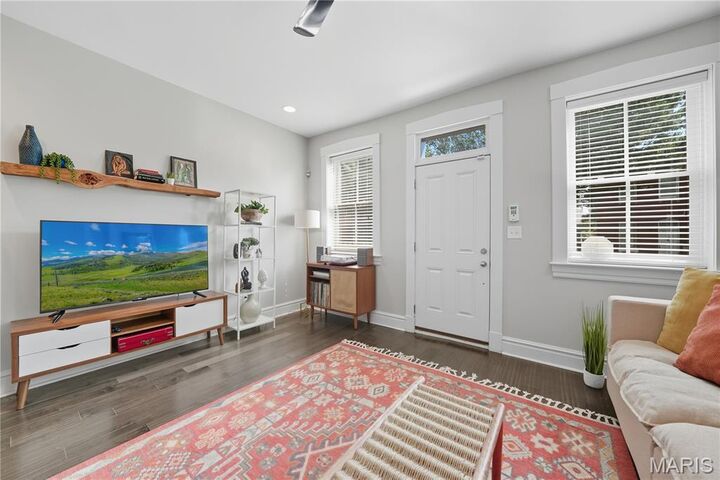 Property Photo:  2925 Lemp Avenue  MO 63118 