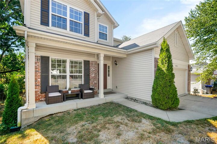 Property Photo: 10424 Garibaldi Place MO 63131