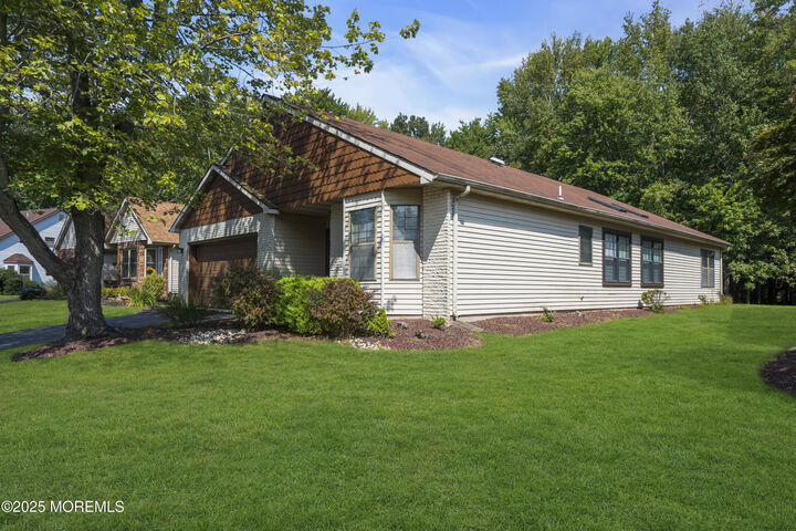 Property Photo:  102 Murray Hill Terrace  NJ 07746 