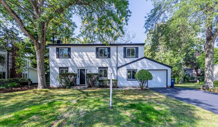 312 Pine Street  Deerfield IL 60015 photo
