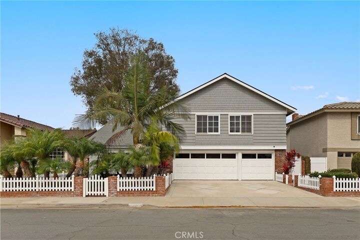14422 Birmingham Drive  Westminster CA 92683 photo
