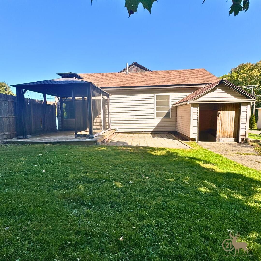Property Photo:  1016 Main Road  ME 04419 