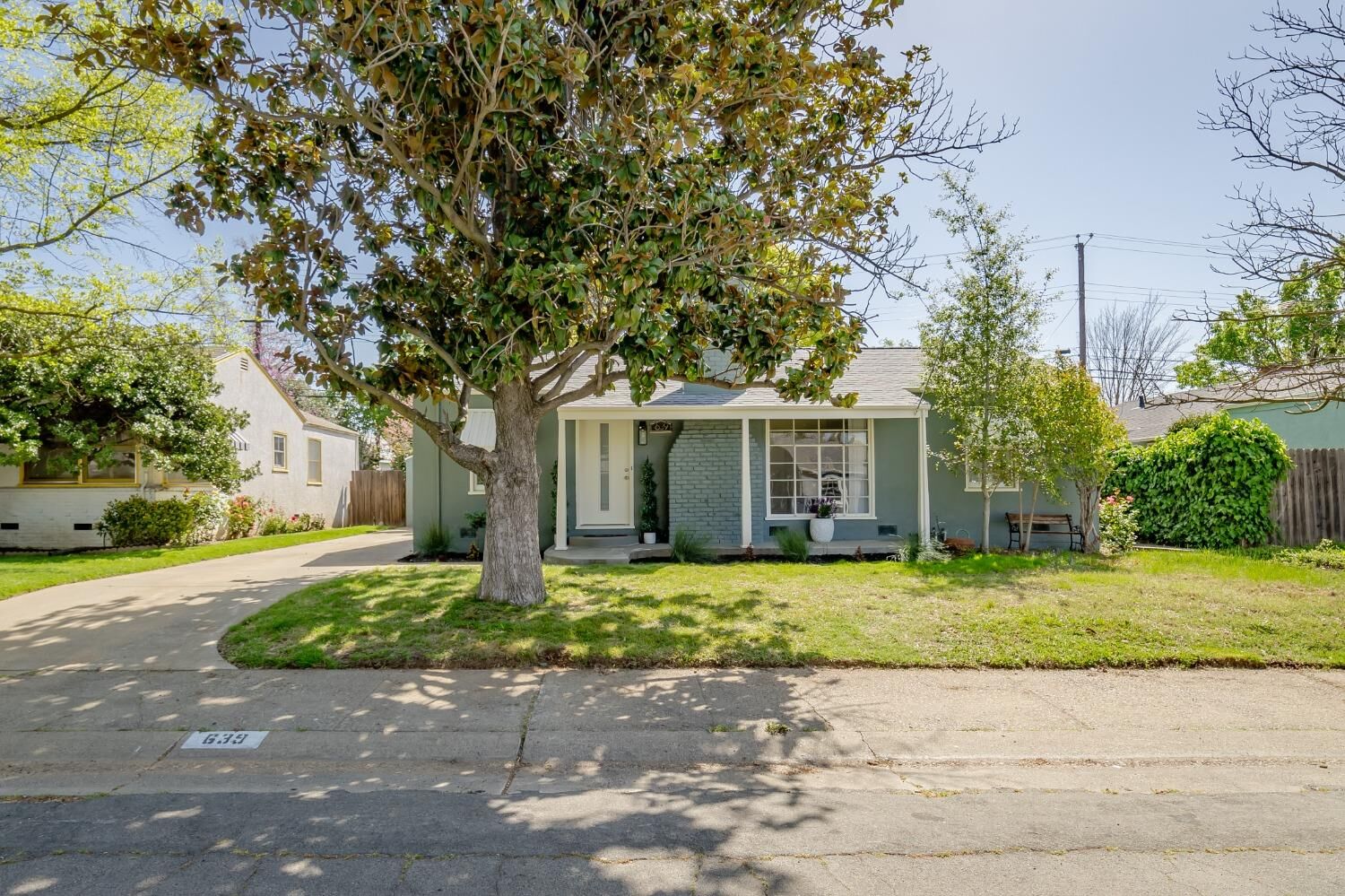 Property Photo:  639 52nd Street  CA 95819 