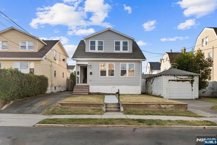 Property Photo:  45 Rutherford Place 2  NJ 07031 