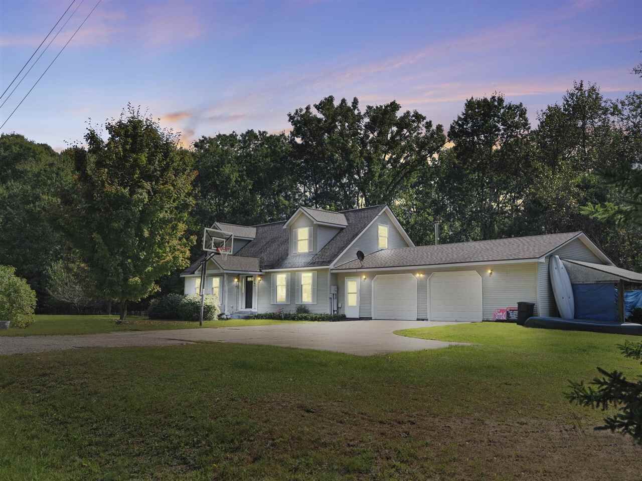 Property Photo:  4624 Pearsall  MI 49727 