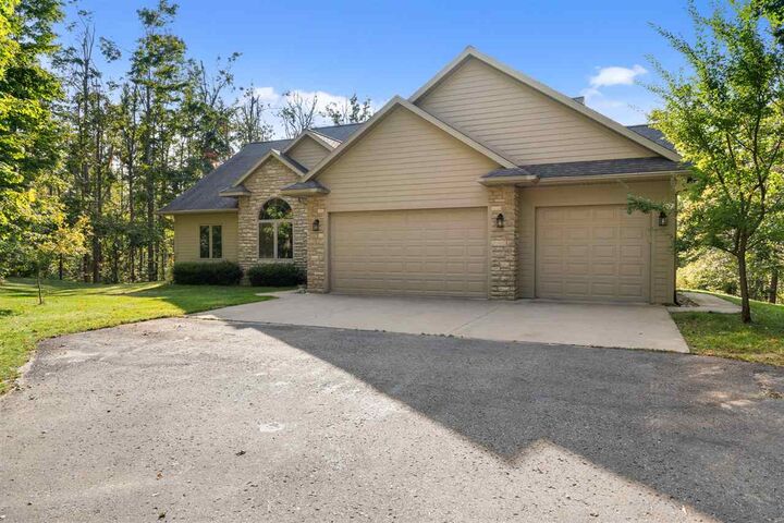 6802 Mt Vernon Hills  Vanderbilt MI 49795 photo