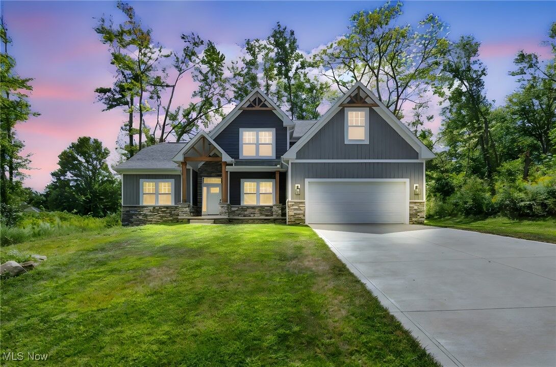 Property Photo:  5 Foxwood Circle  OH 44889 