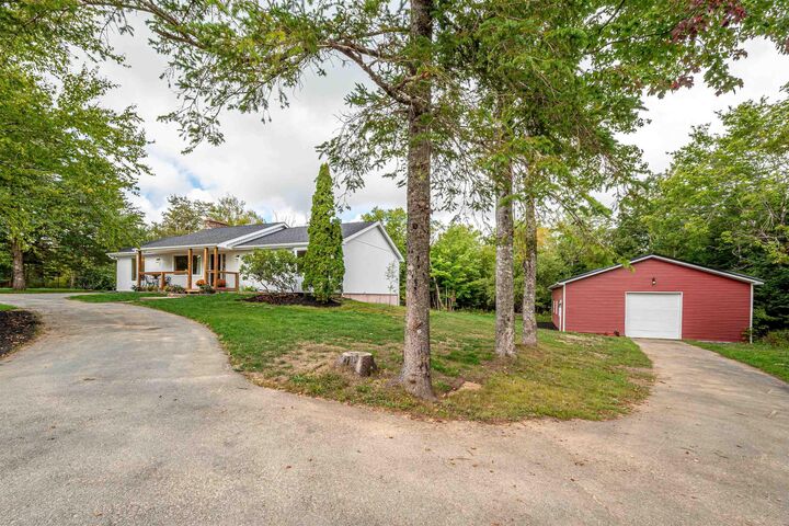 Property Photo: 463 South Rawdon Road NS B0N 1Z0