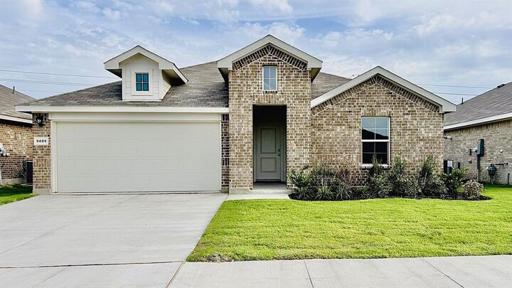 Property Photo: 9409 Mint Hill Drive TX 76108