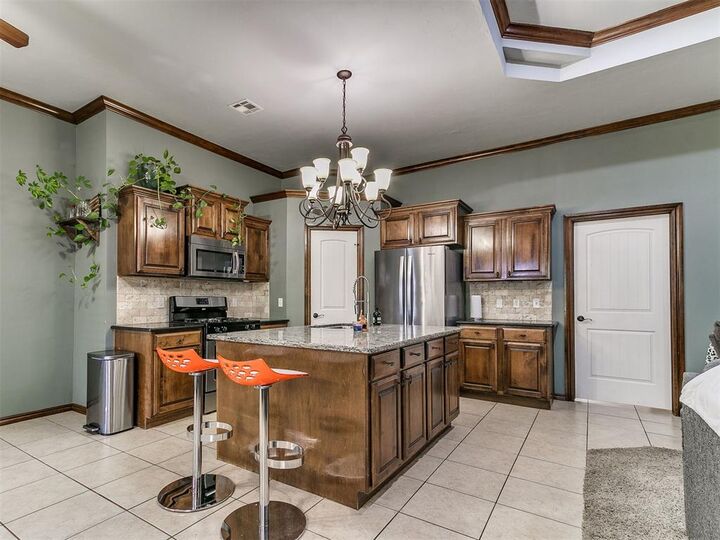 Property Photo:  3217 Canton Trail  OK 73099 