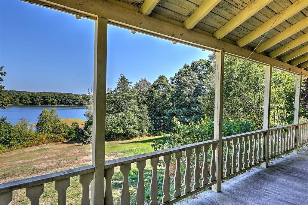 Property Photo:  984 Drift Road  MA 02790 