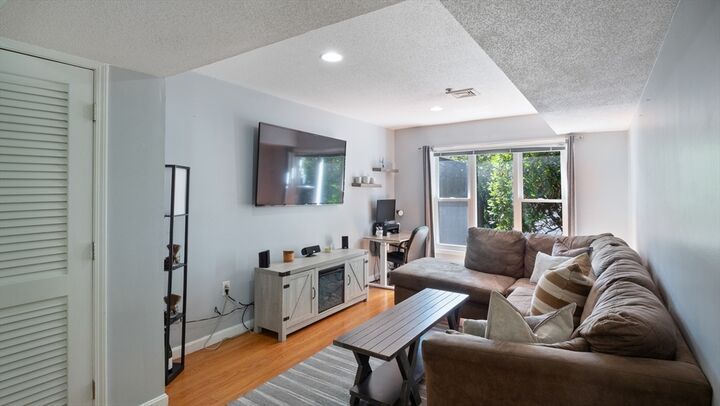 Property Photo:  4 Duck Pond Rd 218  MA 01915 